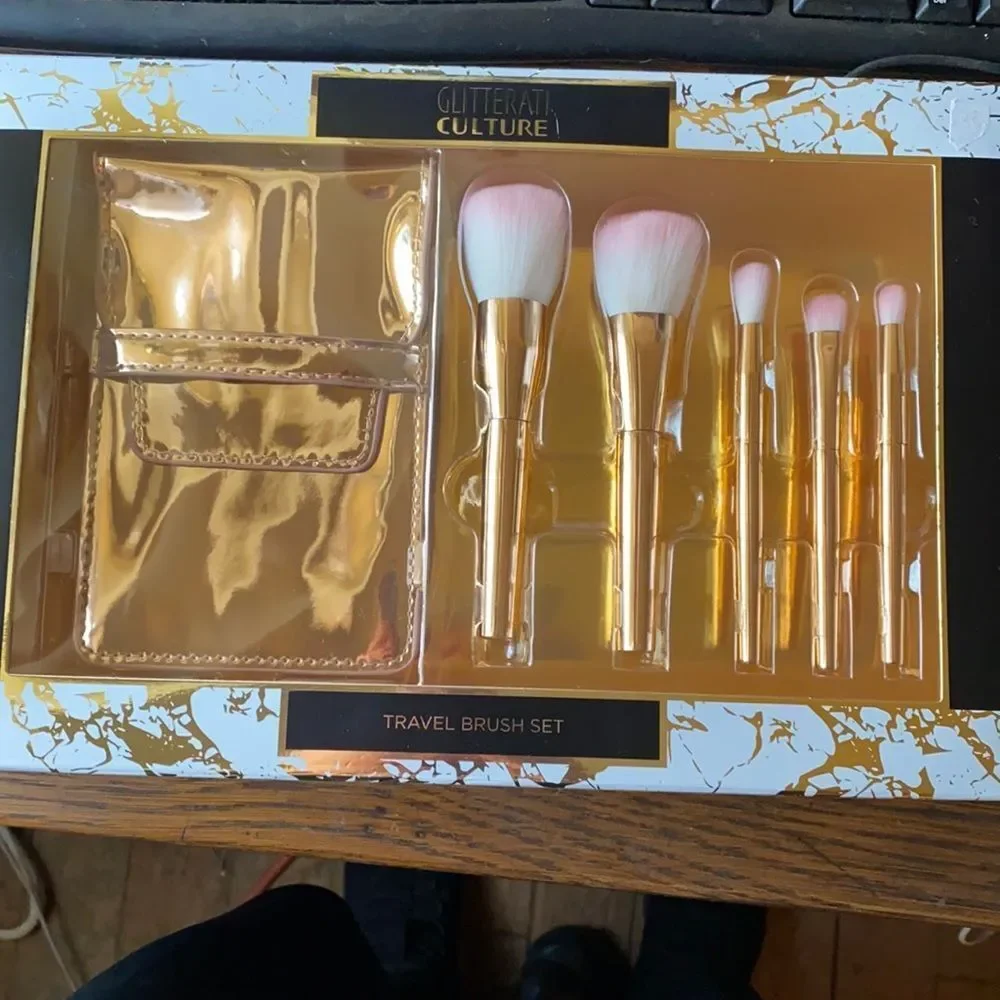 Travel Brush Set New in Box